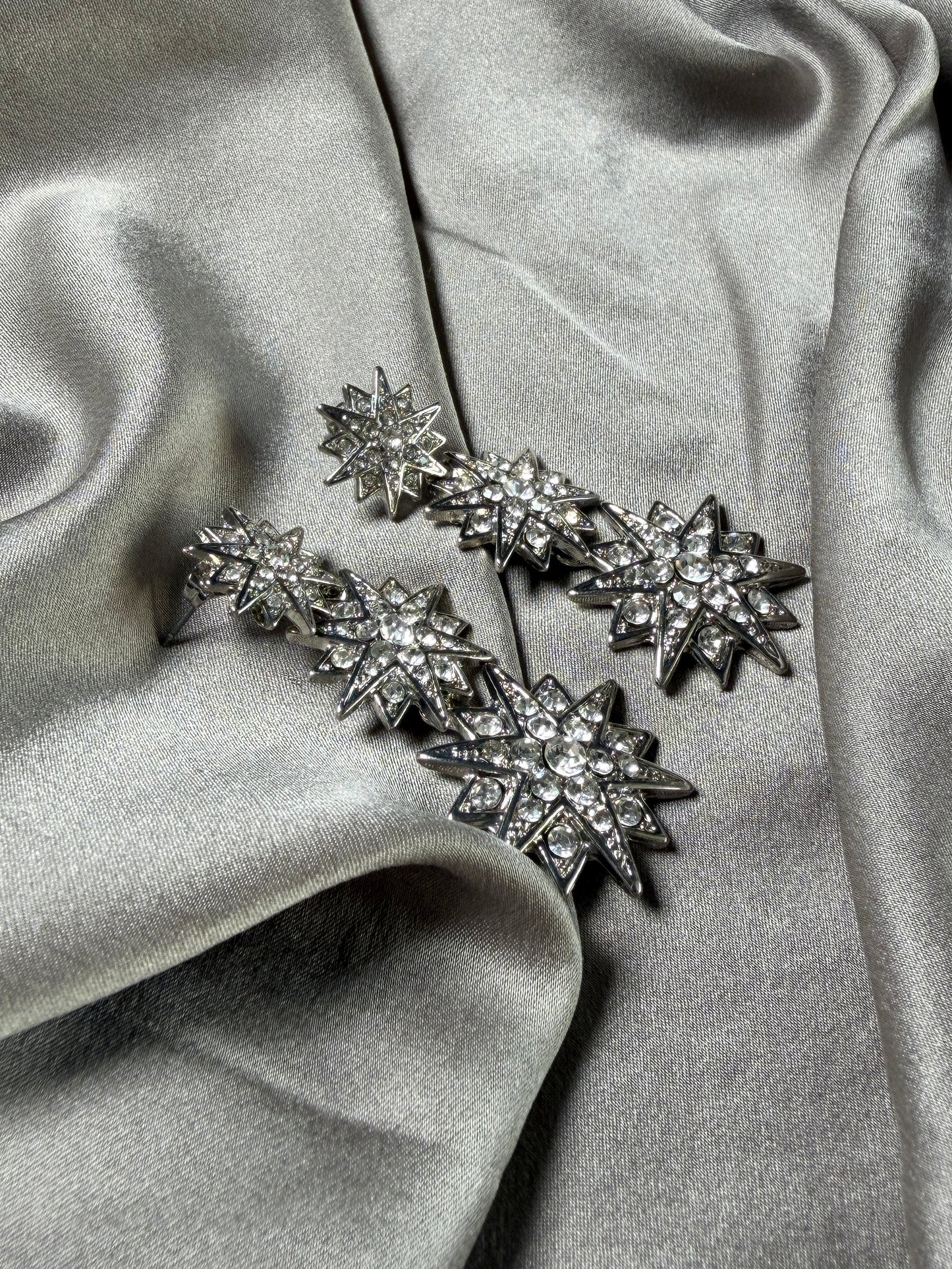 Dazzling vintage earrings