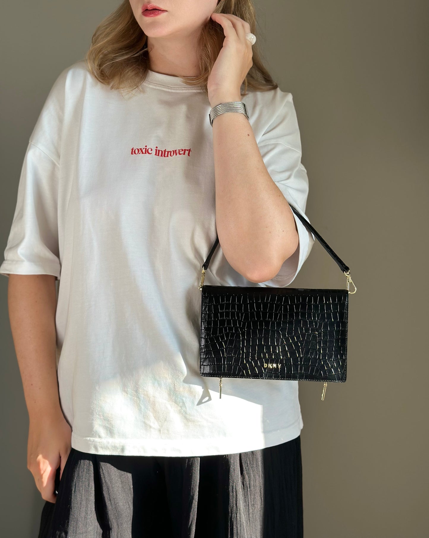 Chic DKNY leather clutch wallet