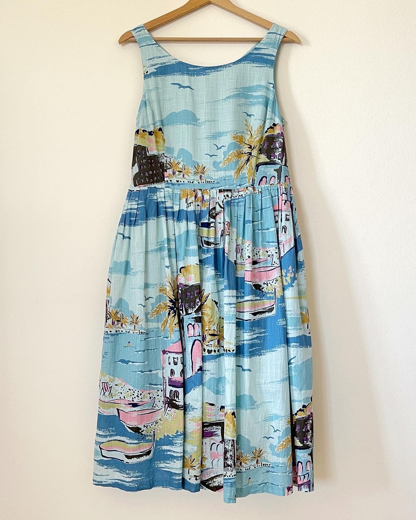 Gorgeous cotton retro style dress