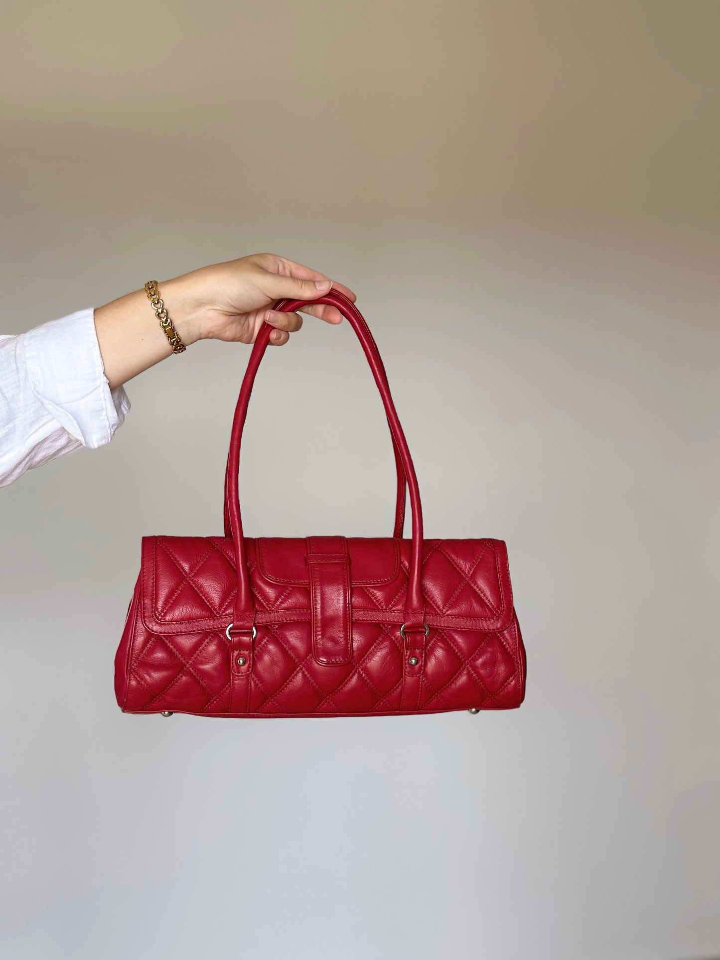 Vintage leather red bag DENTS