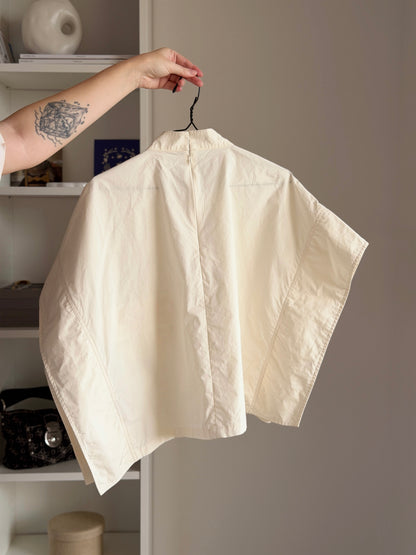 Minimalist cotton top in a soft cream shade