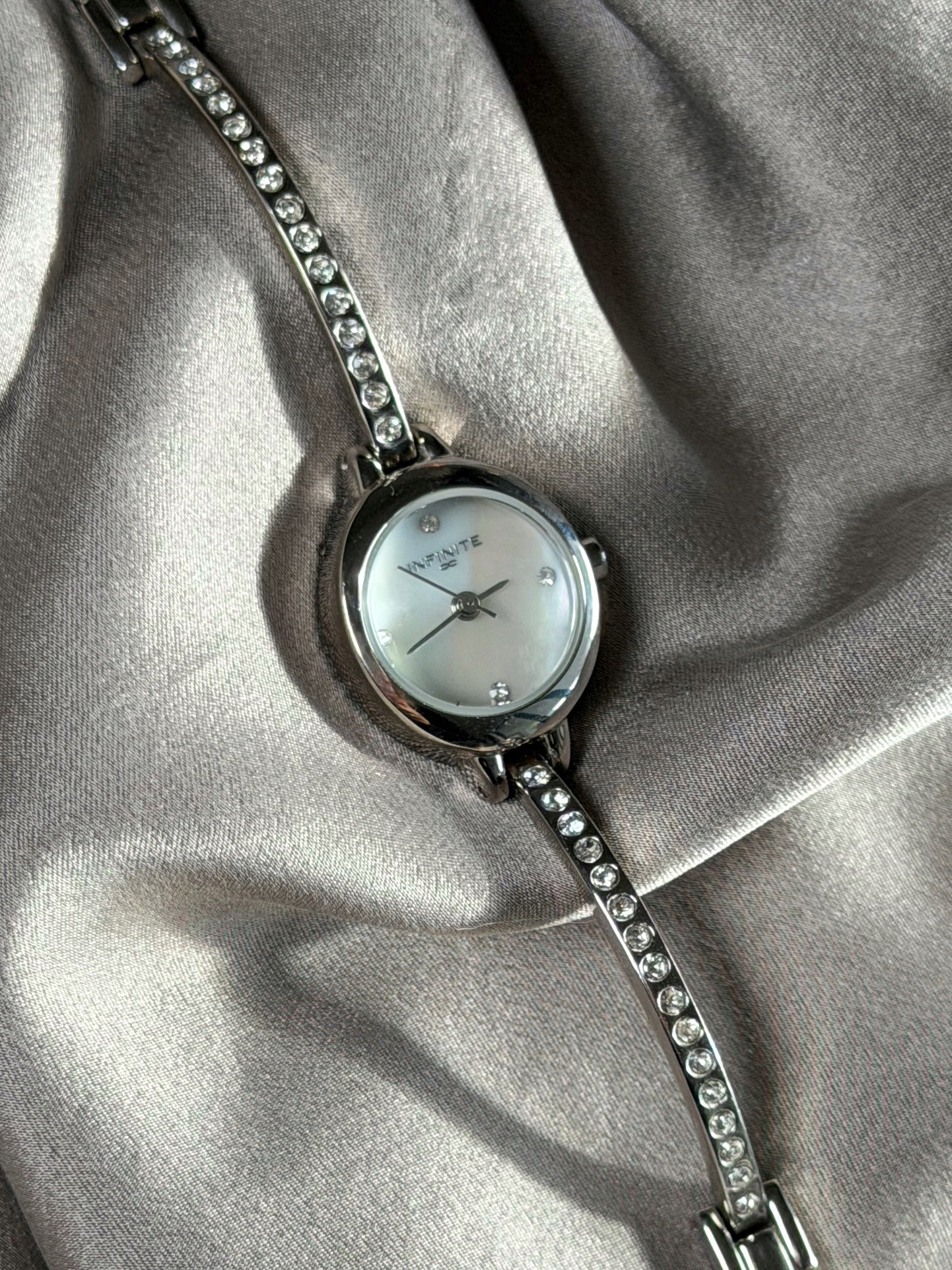 Delicate vintage watch with sparkling stones bracelet