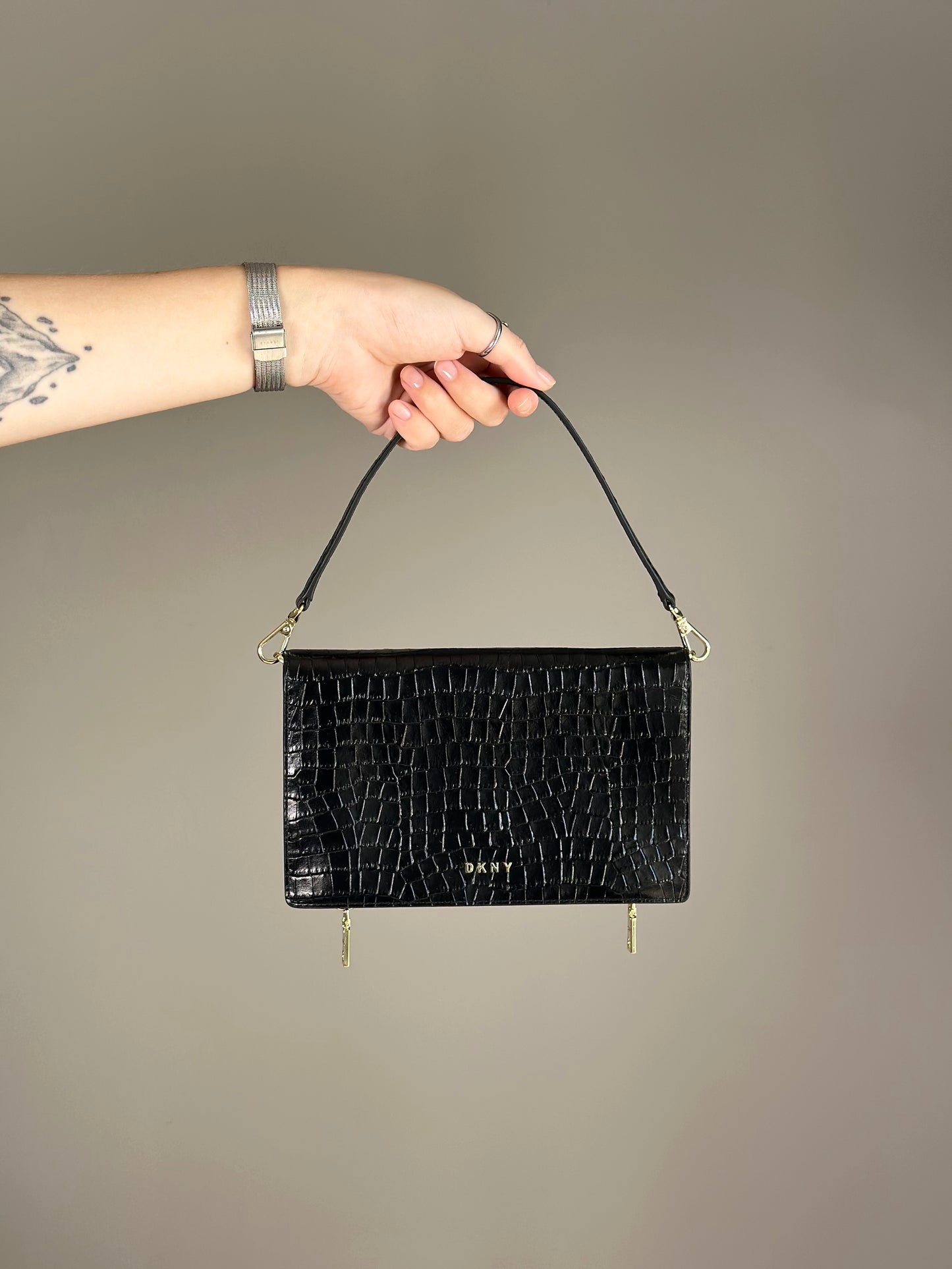 Chic DKNY leather clutch wallet