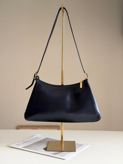 Classic vintage leather bag (made in Italy)