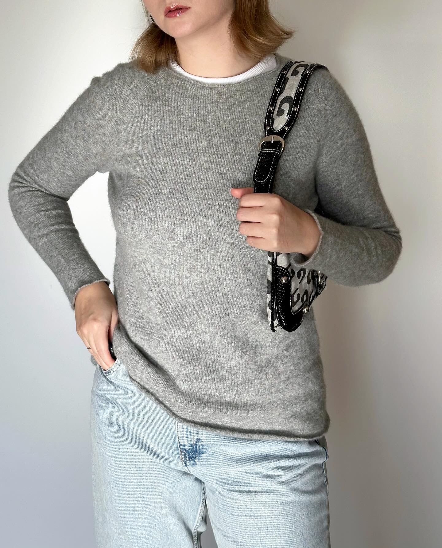 Stunning vintage cashmere jumper by Lamberto Losani 💔
