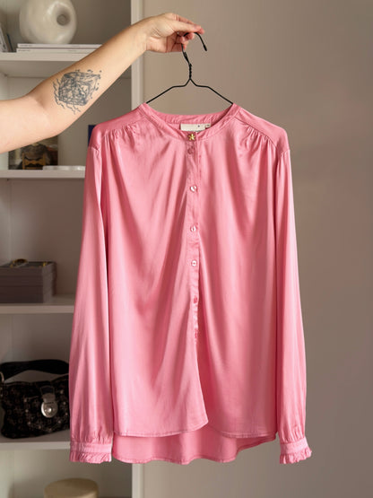 Charming pink blouse by Fabienne Chapot