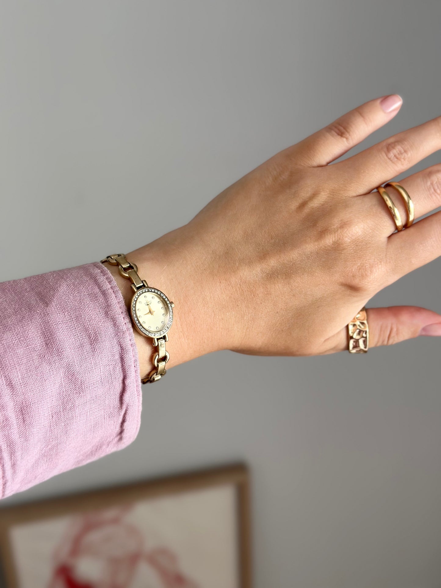 Glamorous vintage watch from Artemis