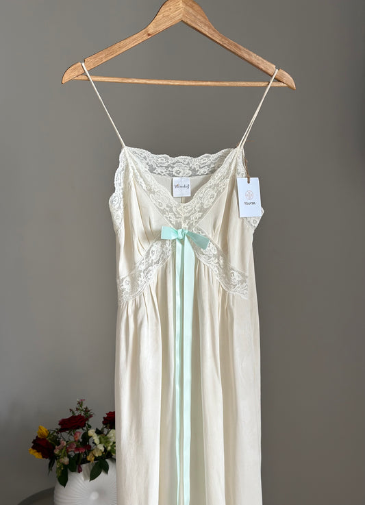 Incredible vintage silk nightgown by Furstenberg