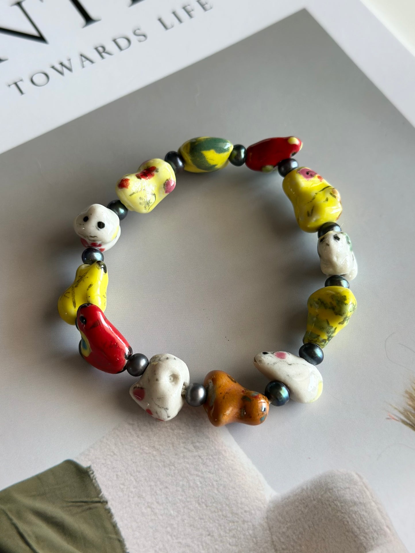 Vintage bracelet with colourful hand-painted ceramic beads