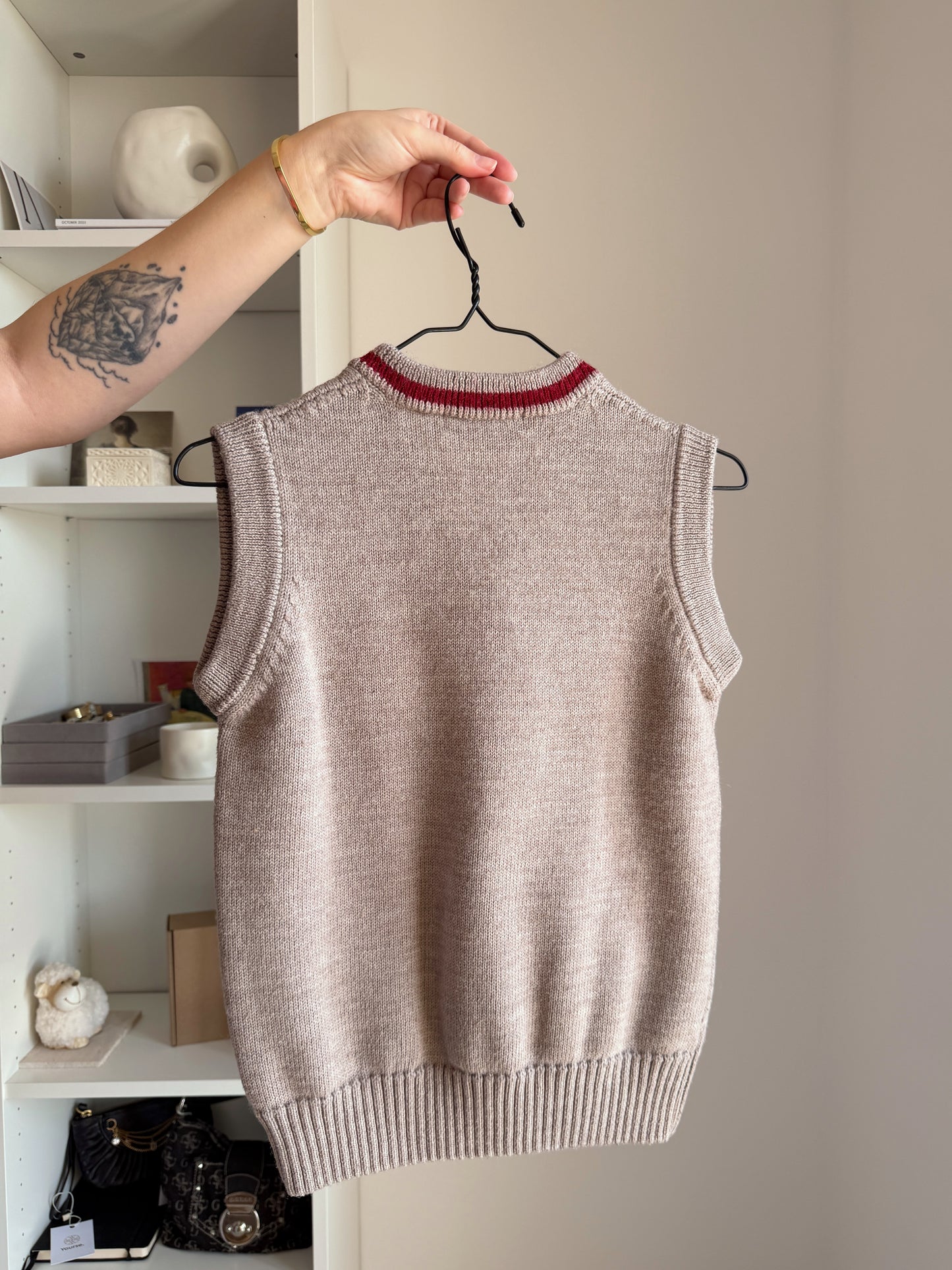 Vintage wool knit vest