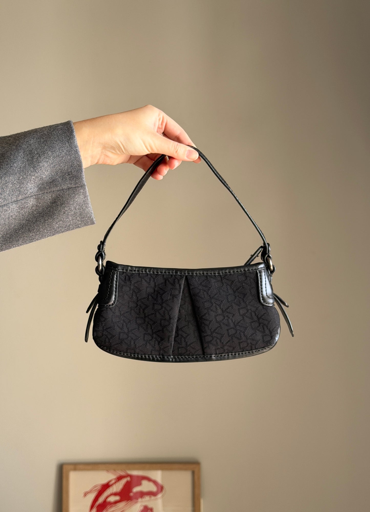 Beautiful vintage DKNY baguette black bag