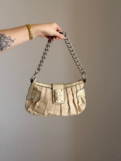 Vintage Guess bag in beige monogram with bold chain