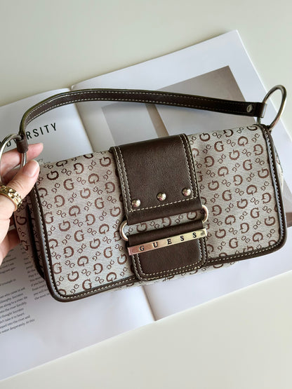 Vintage beige/brown monogram baguette bag Guess