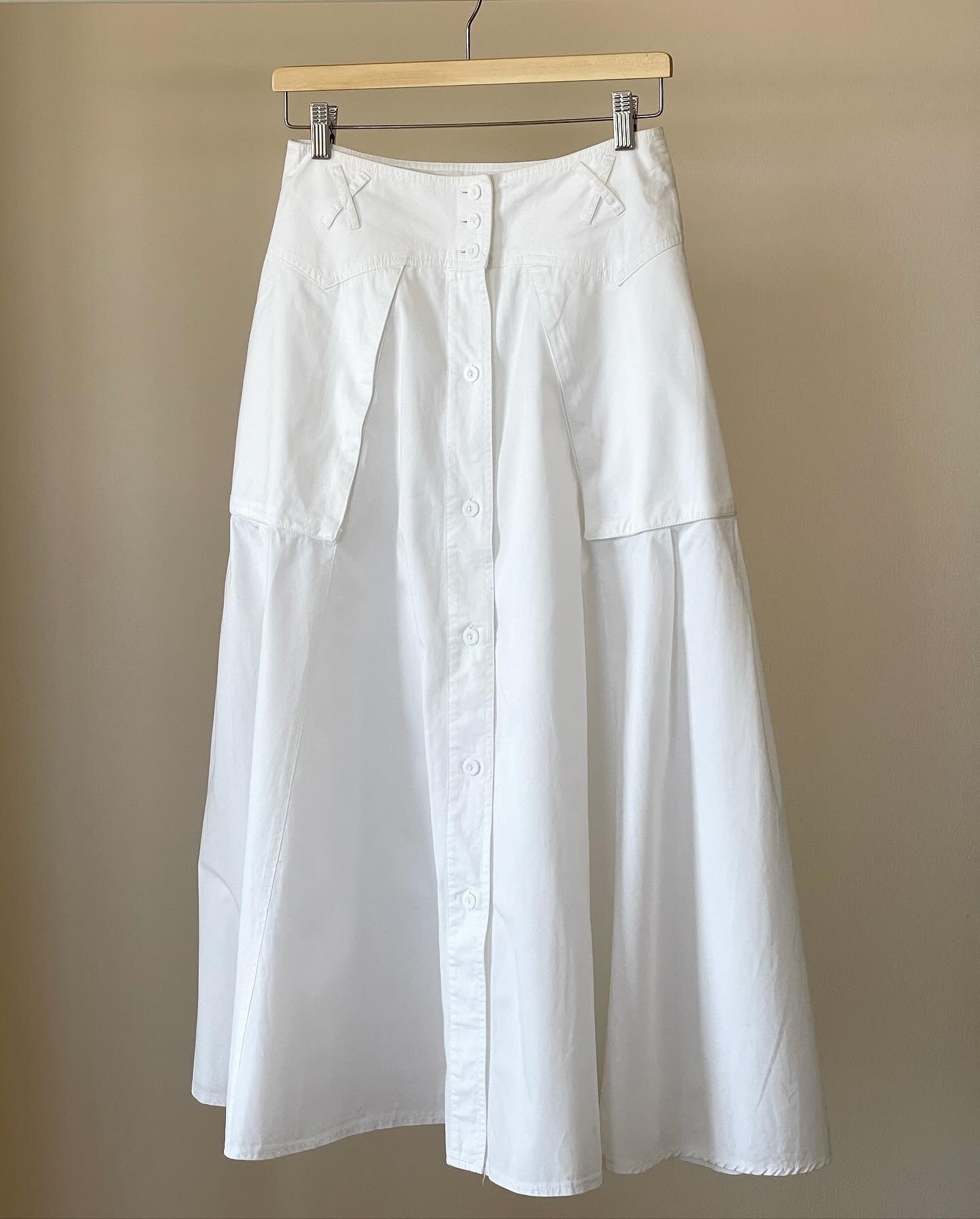 Vintage white midi skirt from Mexx