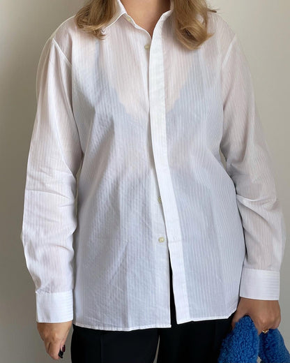 Minimalistic vintage shirt from old UK brand (70s-80s)