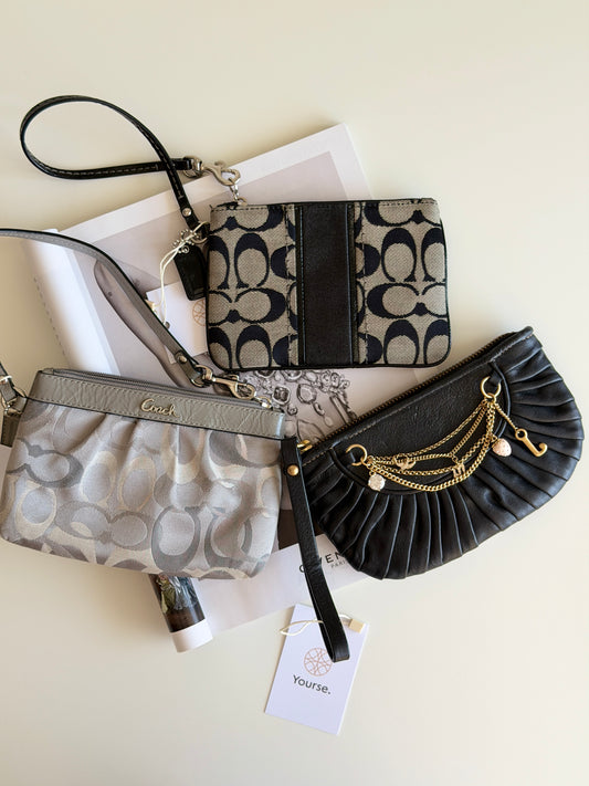 Vintage Coach grey&black signature wristlet