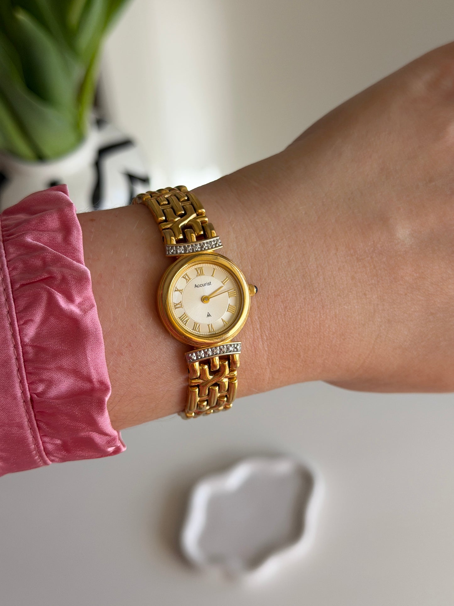 Incredible vintage Accurist watch with its original box
