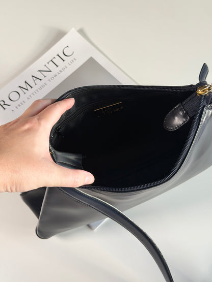 Classic vintage leather bag (made in Italy)