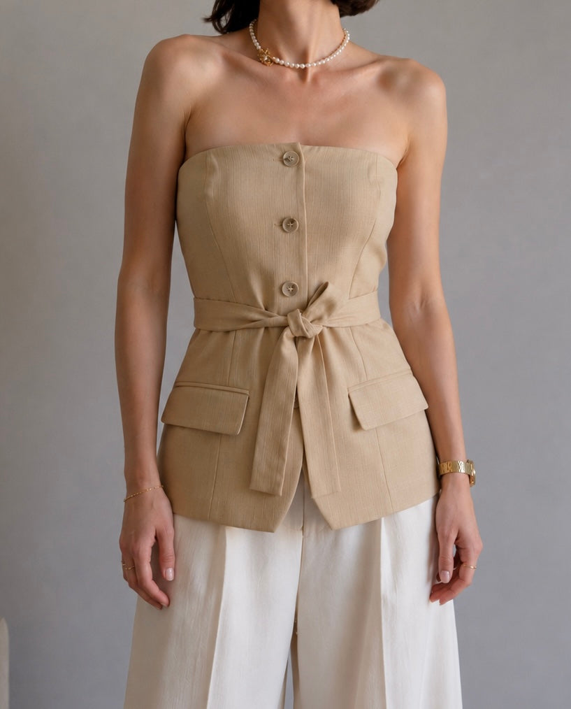 Strapless tailored top with belt