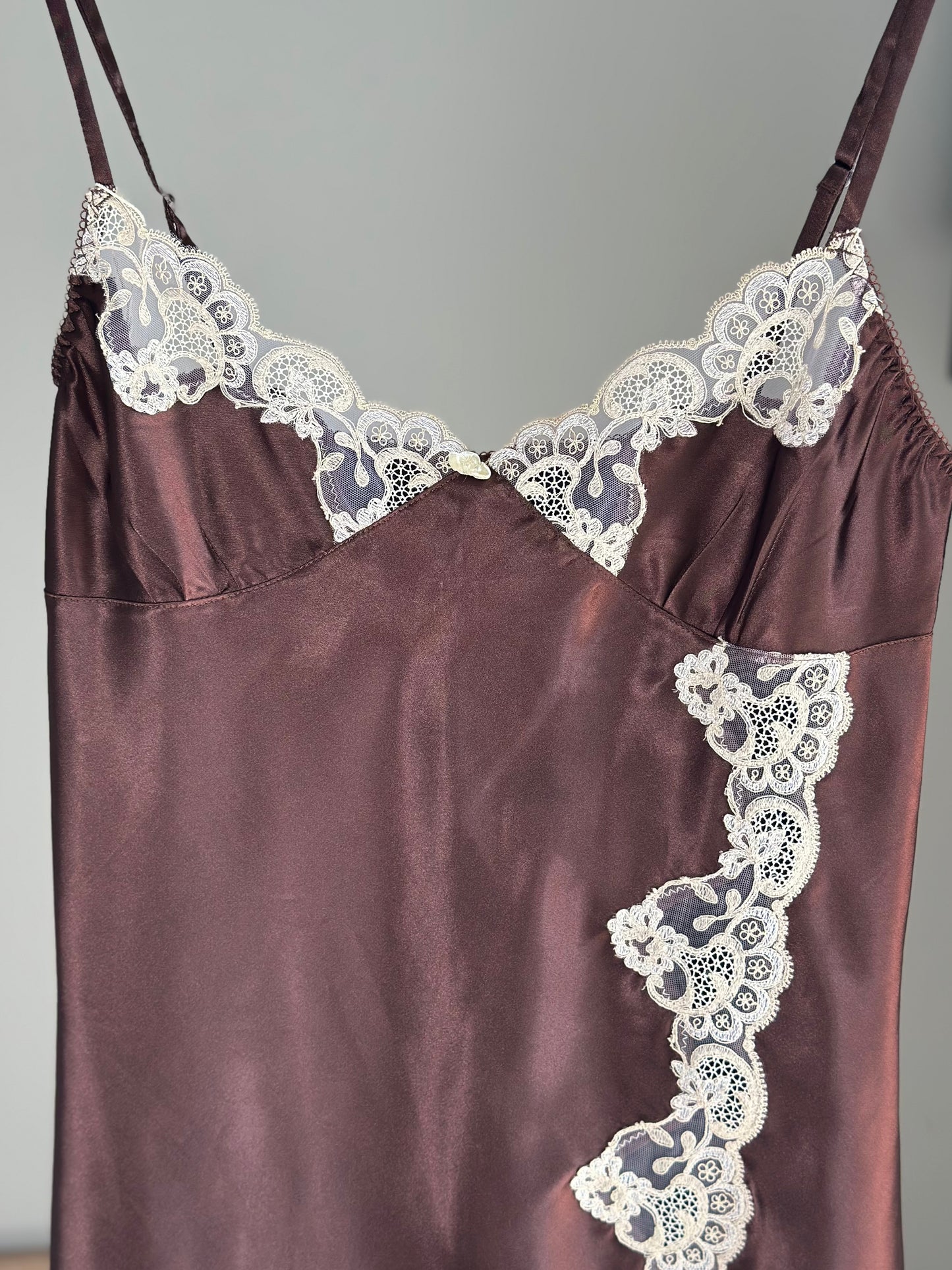 Elegant nightgown in rich brown satin