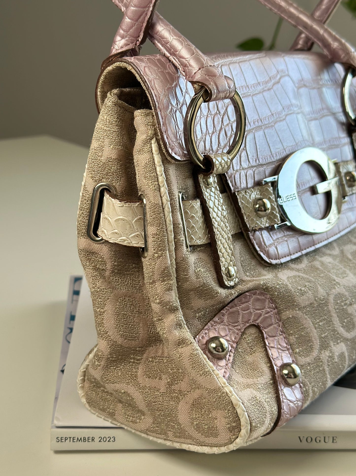 Vintage Guess handbag with playful Y2K charm