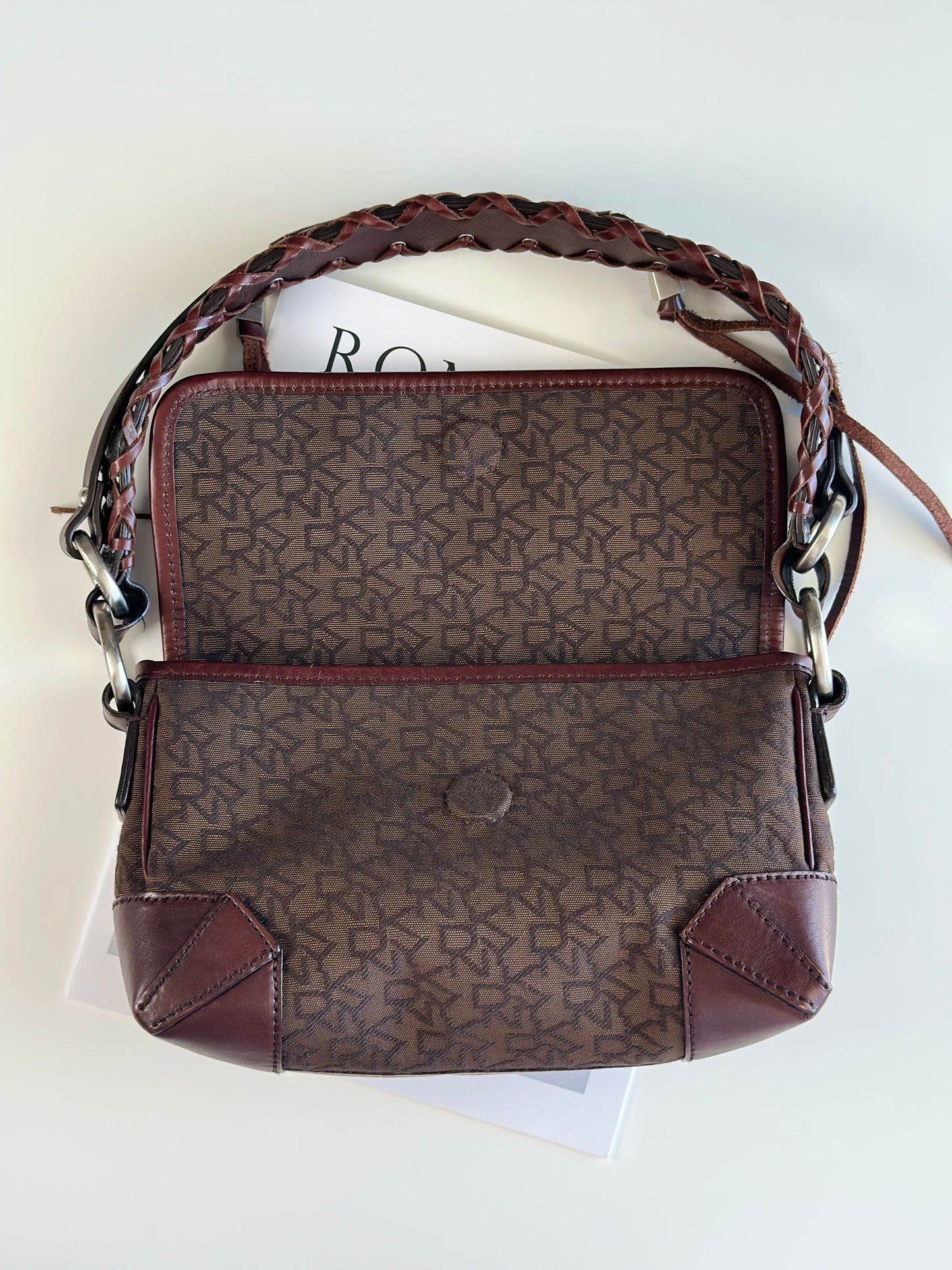 Amazing vintage DKNY shoulder bag in brown monogram print