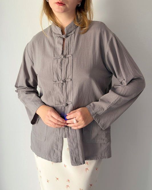 Vintage shirt with Asian frog closures