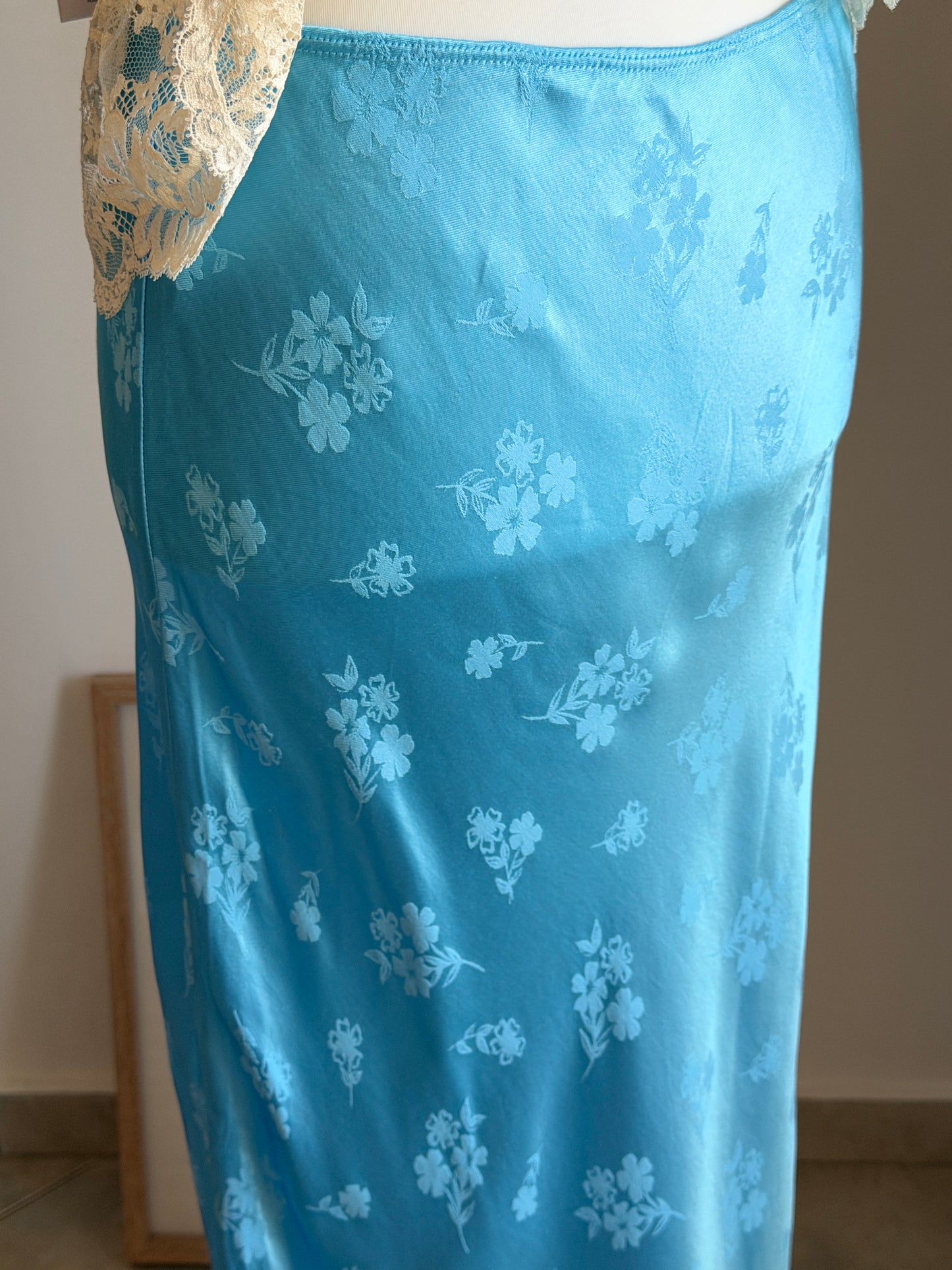 Stunning bias-cut midi/maxi viscose skirt