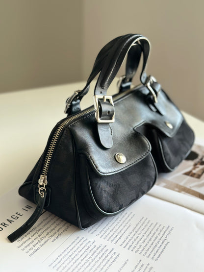 Lovely vintage DKNY satchel black bag