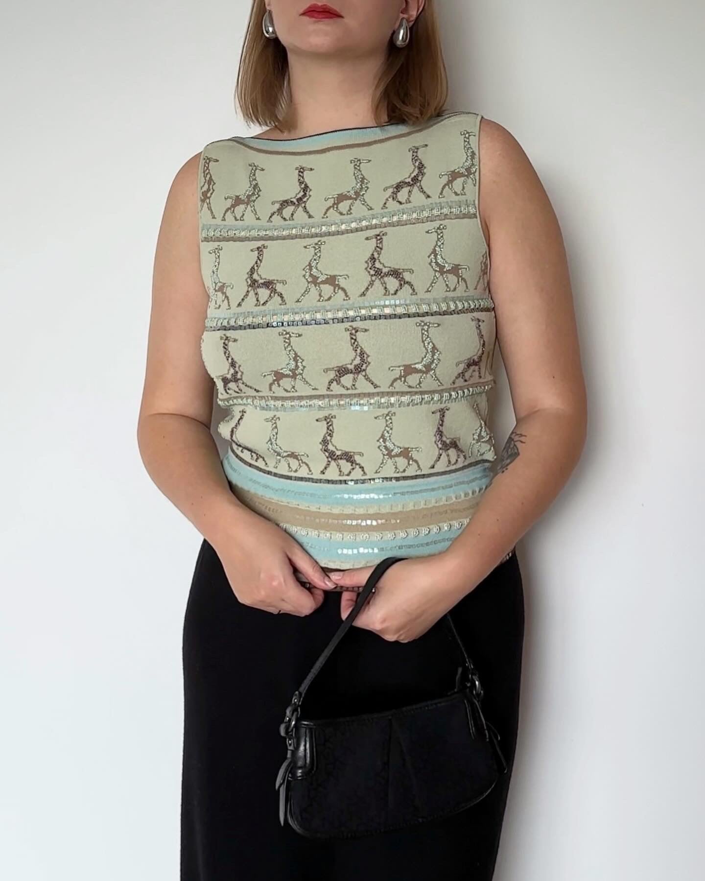 Gorgeous vintage sleeveless knit top by French brand Jesire
