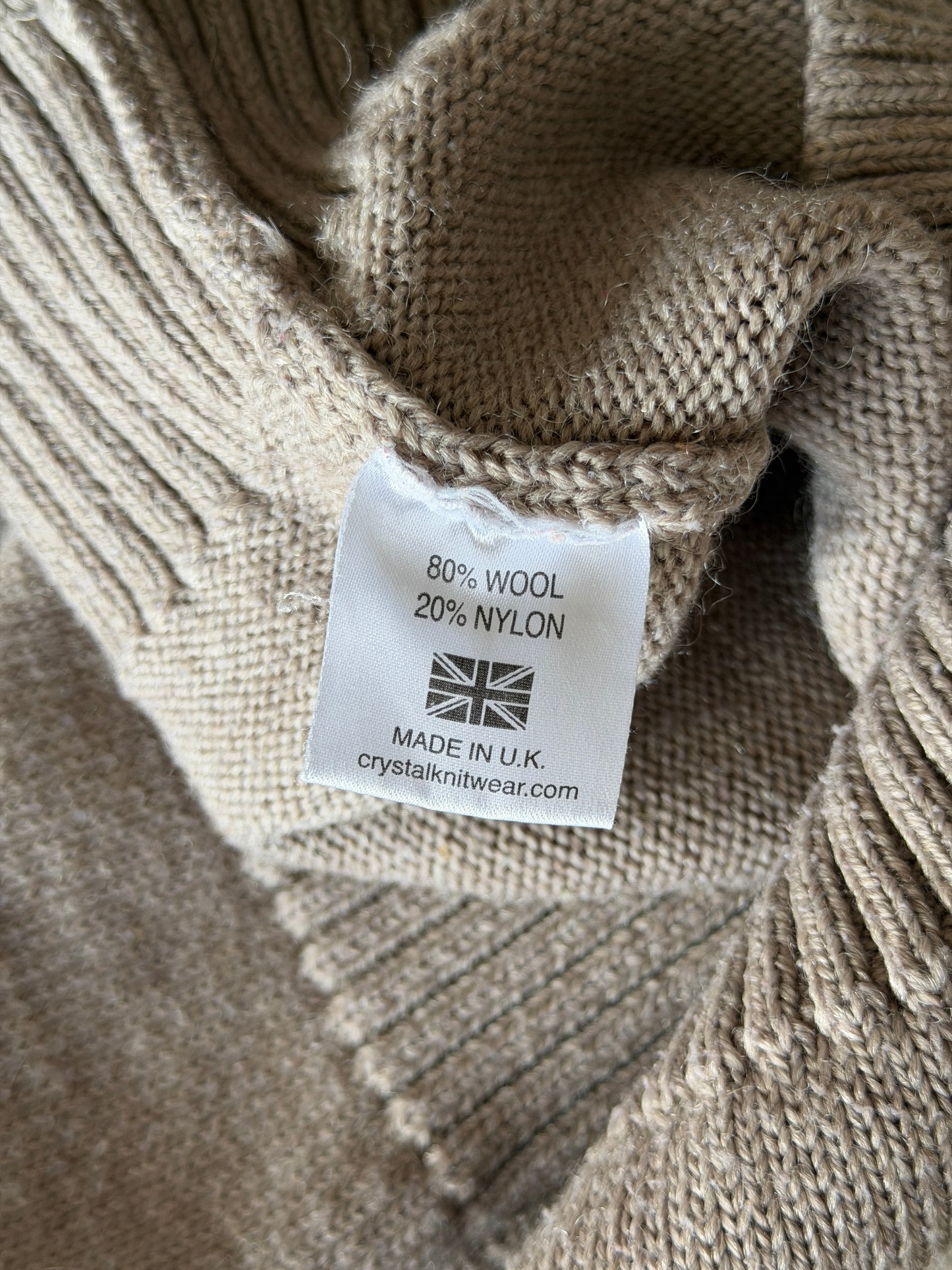 Vintage wool knit vest