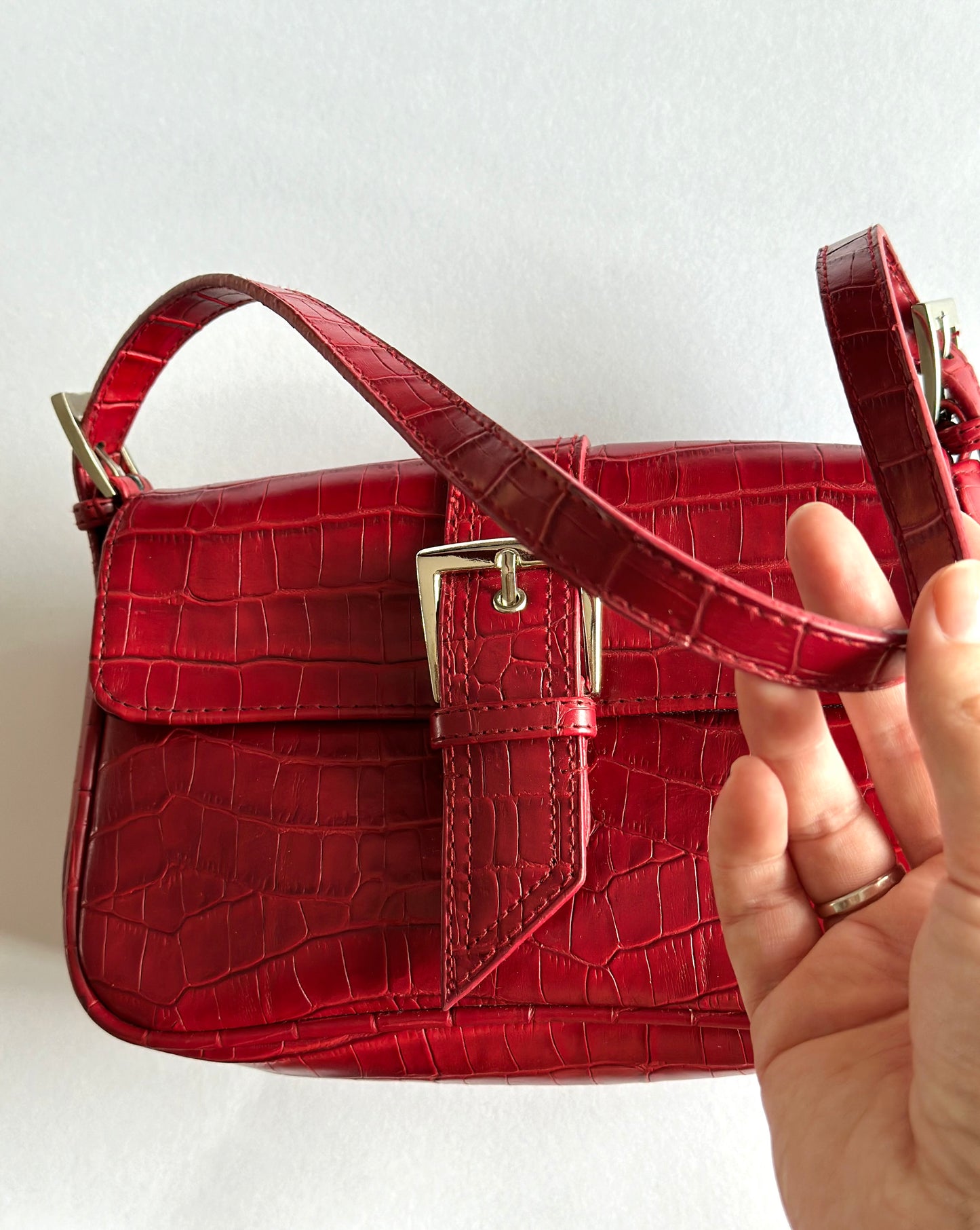 Beautiful vintage small red bag