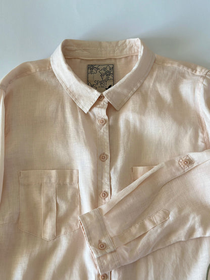 Stunning vintage shirt in airy linen