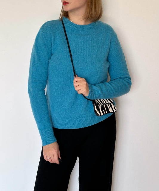 Astonishing vintage knit jumper made of recycled cashmere and merino wool