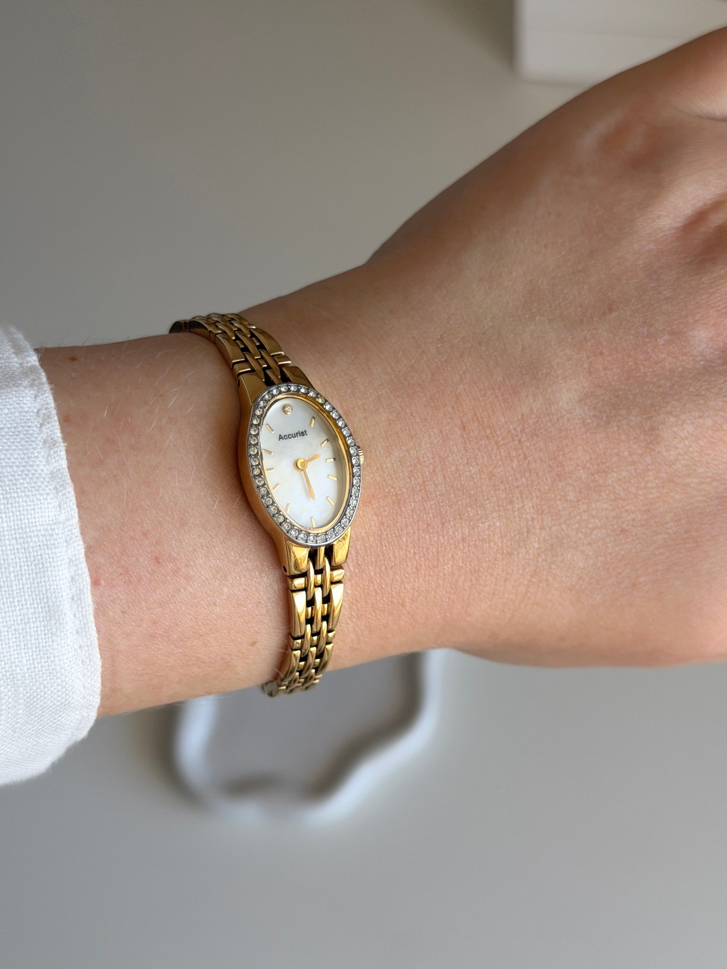 Amazing vintage gold-tone watch Accurist with crystals
