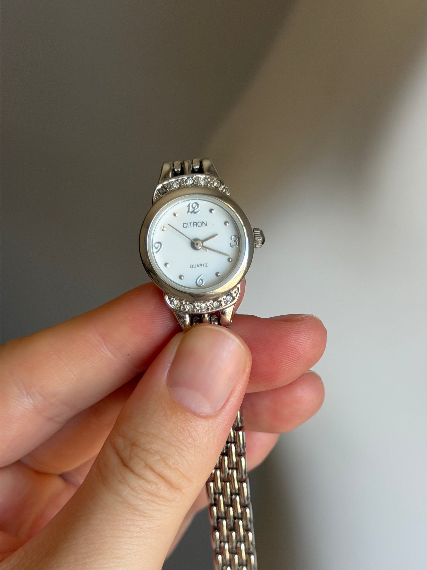 Beautiful silver-tone watch Citron