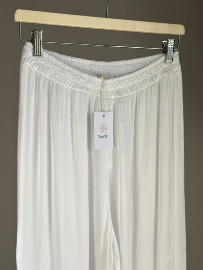 Stunning white wide-leg pants from Fame (made in Italy)