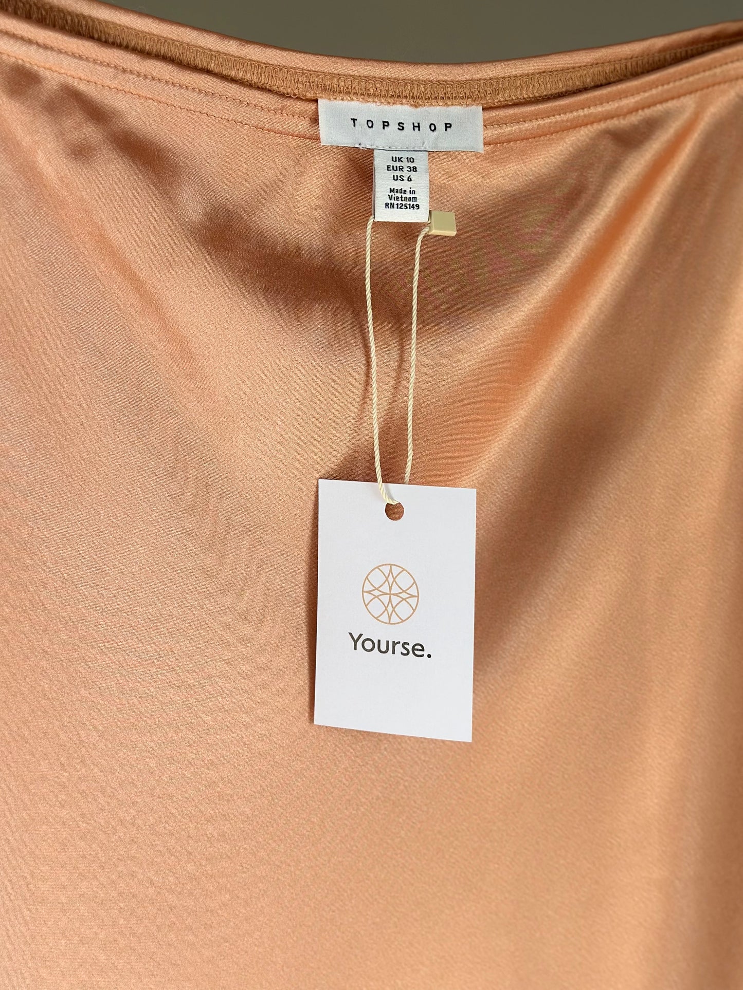 Elegant satin midi skirt