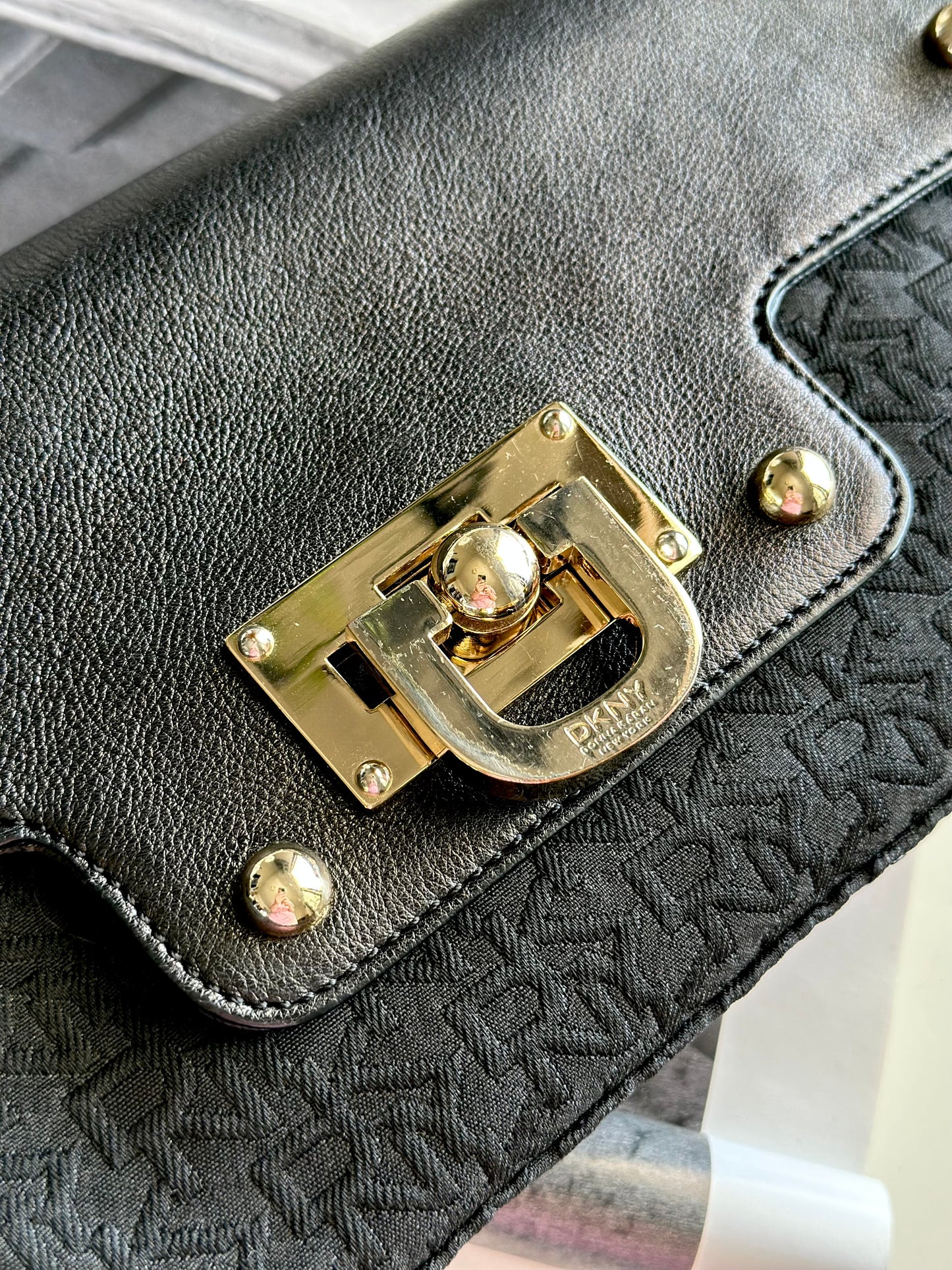 Sophisticated vintage DKNY clutch/shoulder bag