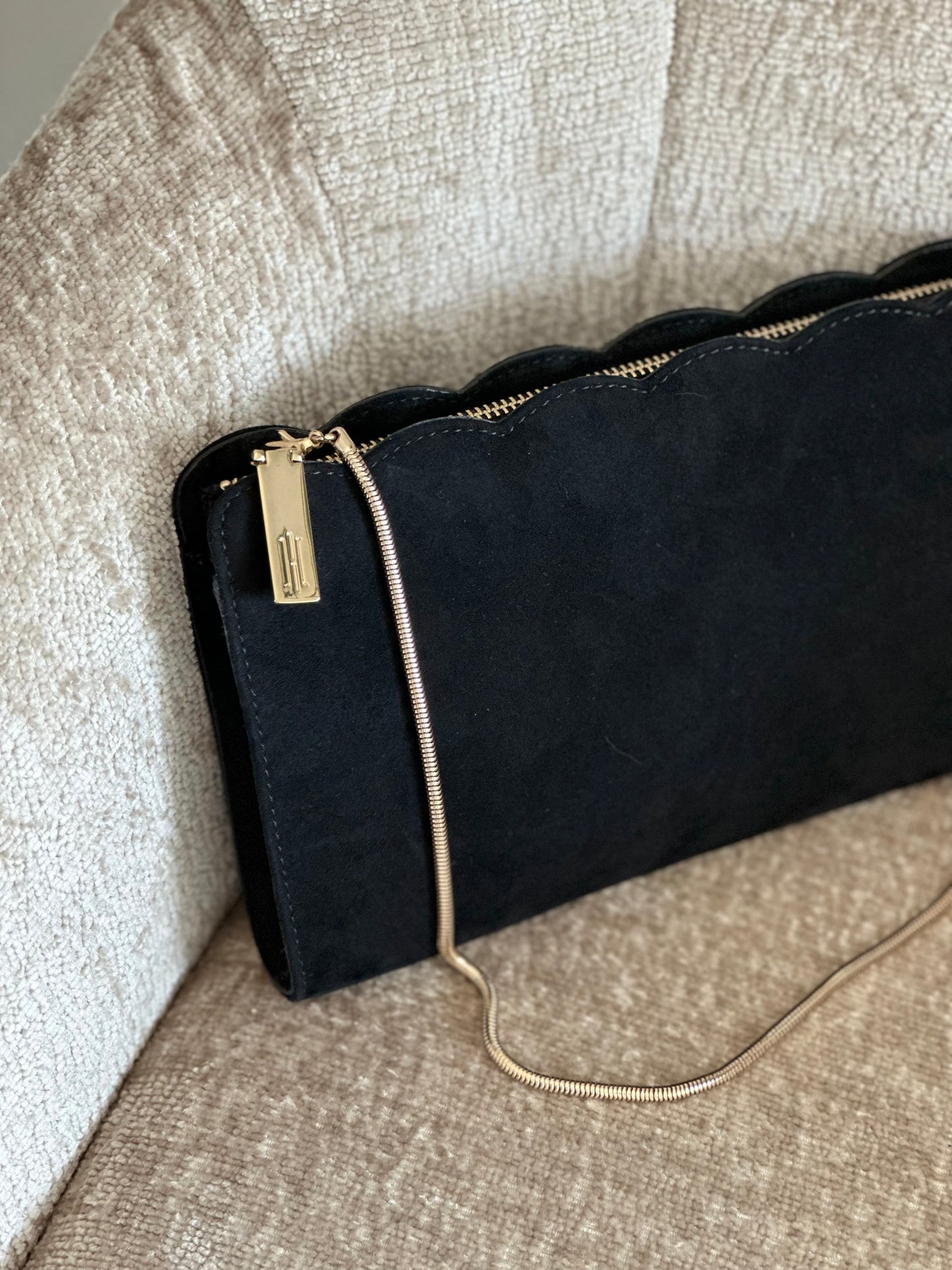 Amazing vintage suede clutch bag Hobbs