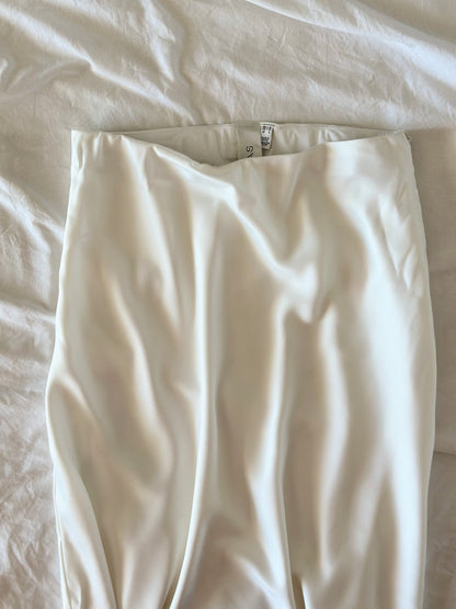 Beautiful vintage white satin skirt