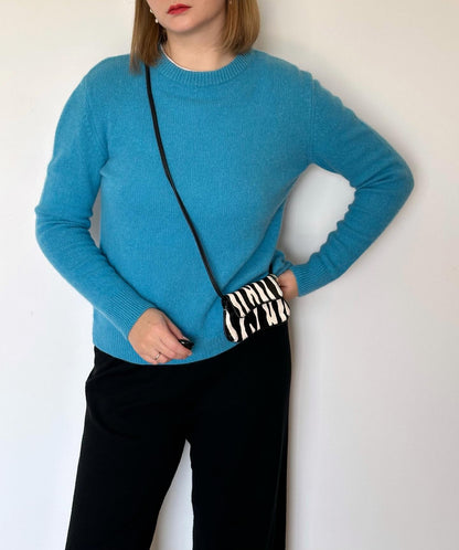 Astonishing vintage knit jumper made of recycled cashmere and merino wool