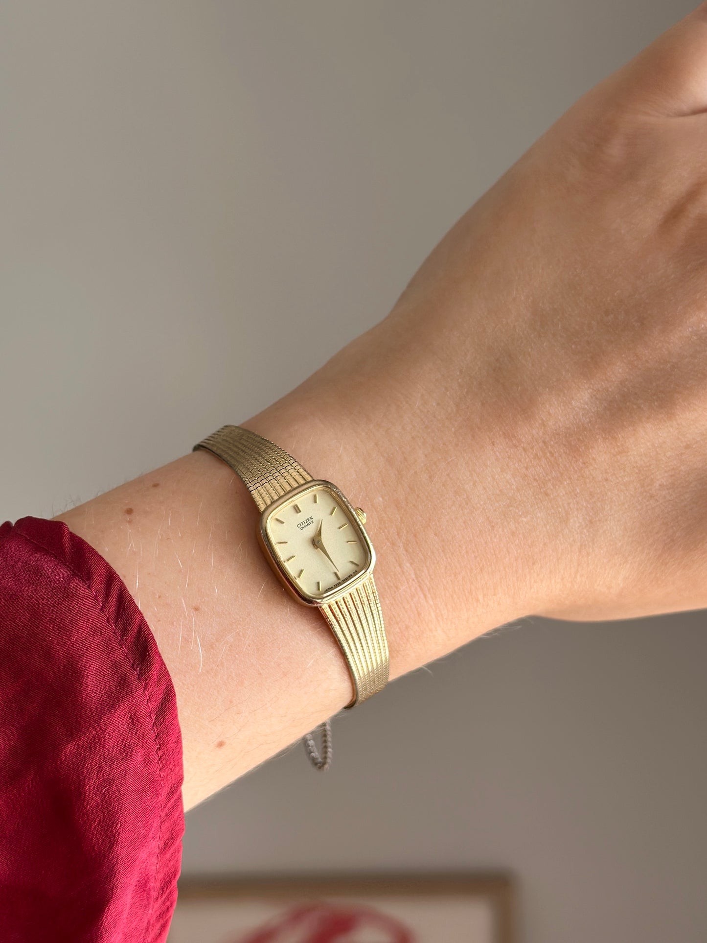 Timeless vintage gold-tone watch Citizen