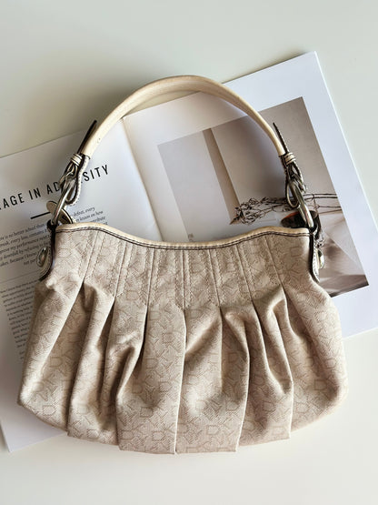 Classic late 90s/Y2K hobo beige bag by DKNY