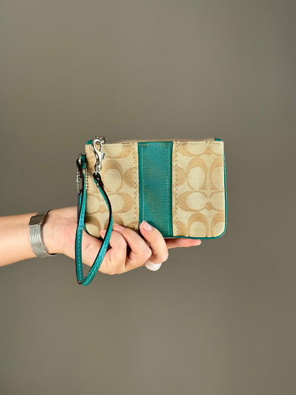 Iconic vintage Coach wristlet