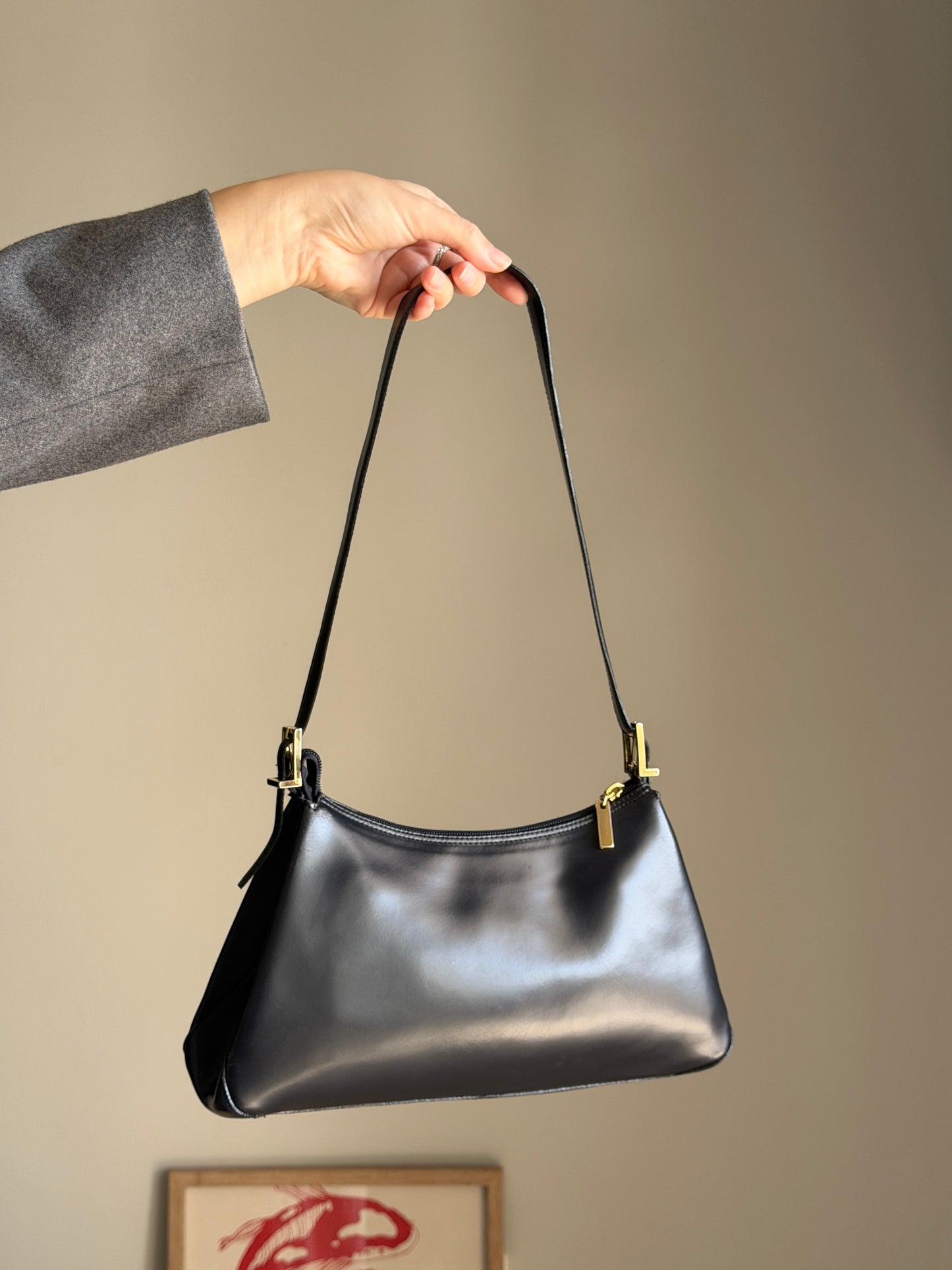 Classic vintage leather bag (made in Italy)