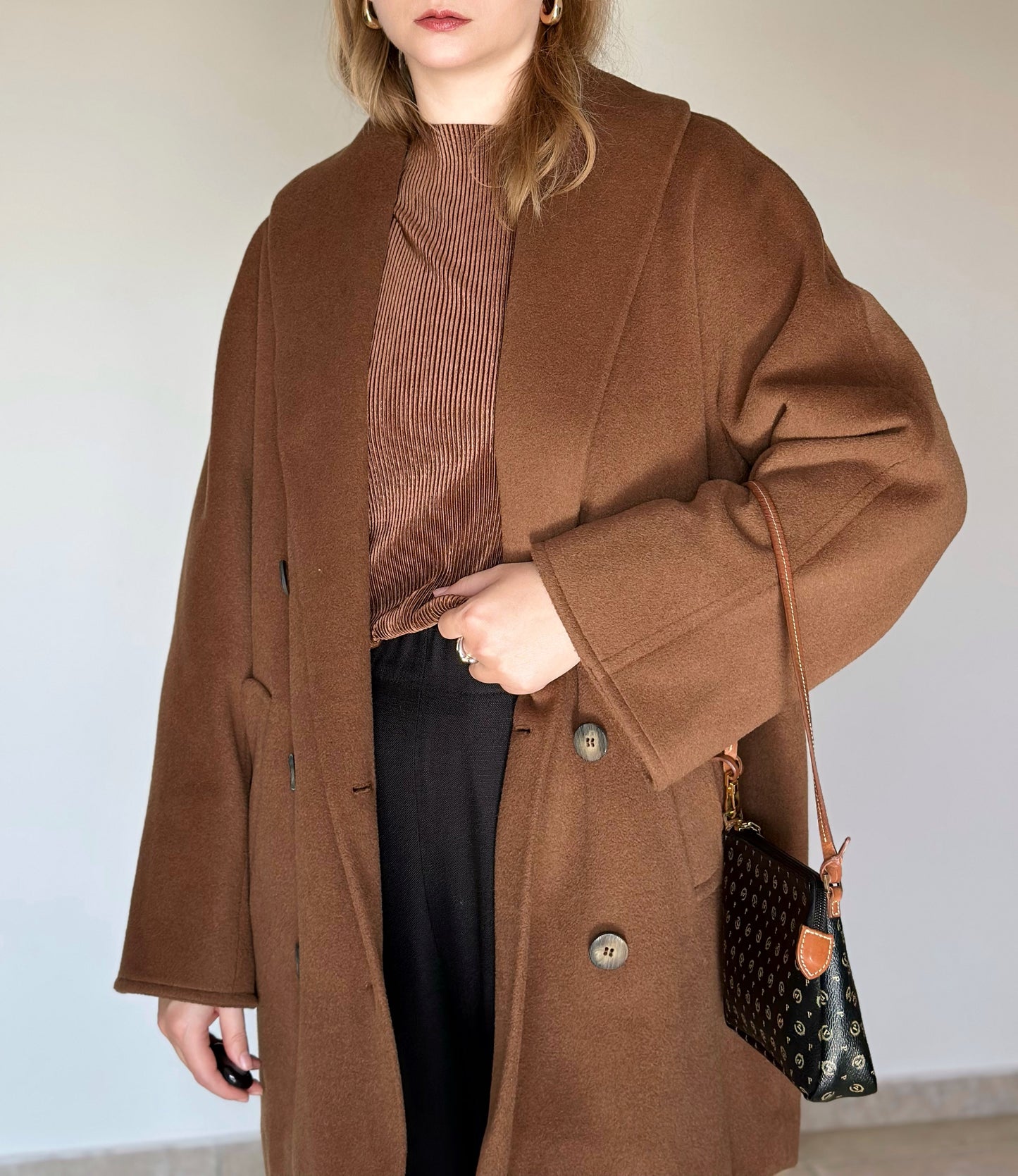 Elegant vintage wool-cashmere coat