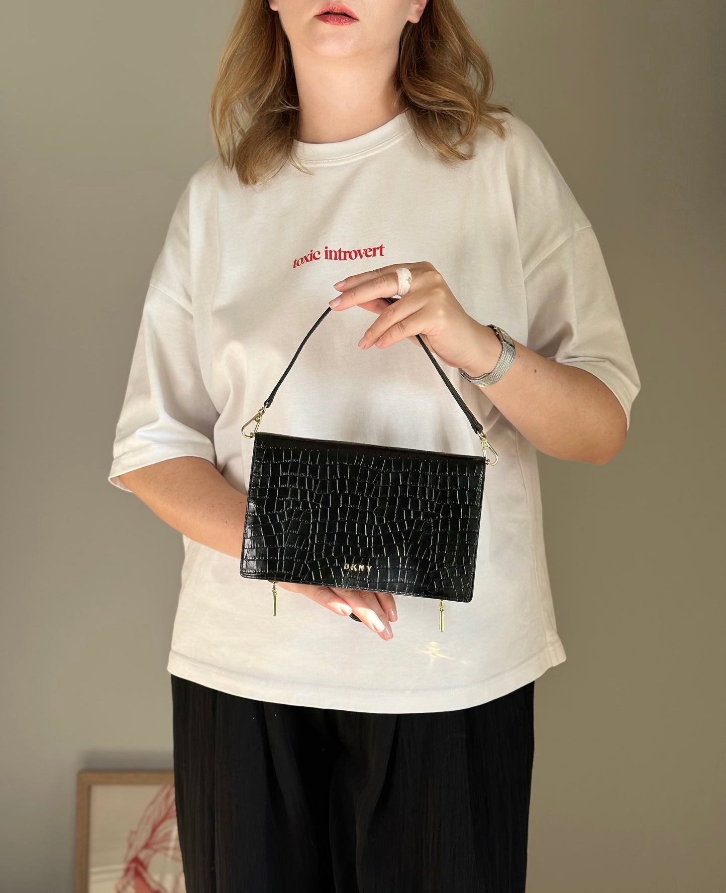 Chic DKNY leather clutch wallet