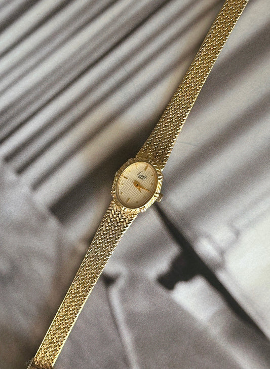 Beautiful classic vintage gold-tone watch Limit ✨