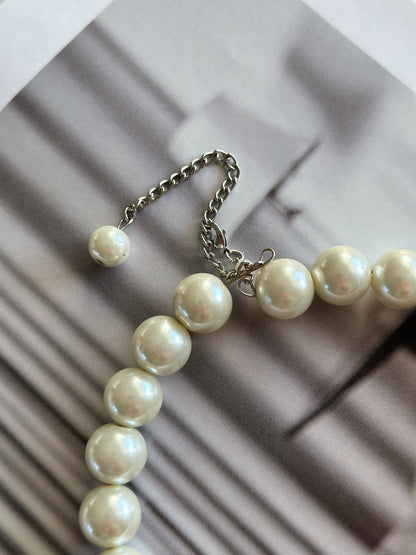 Amazing vintage pearl choker